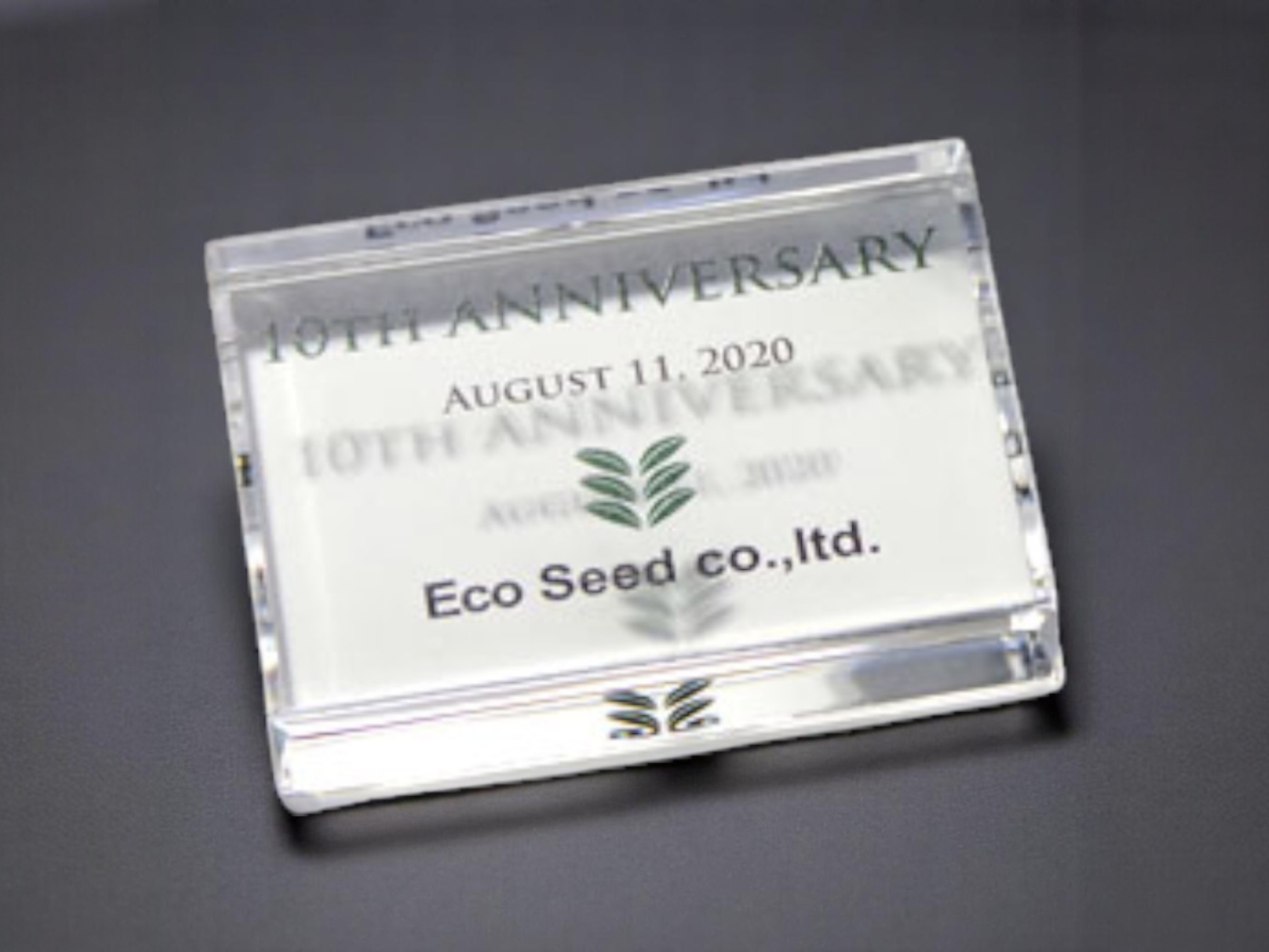 アクリル製ペーパーウエイト