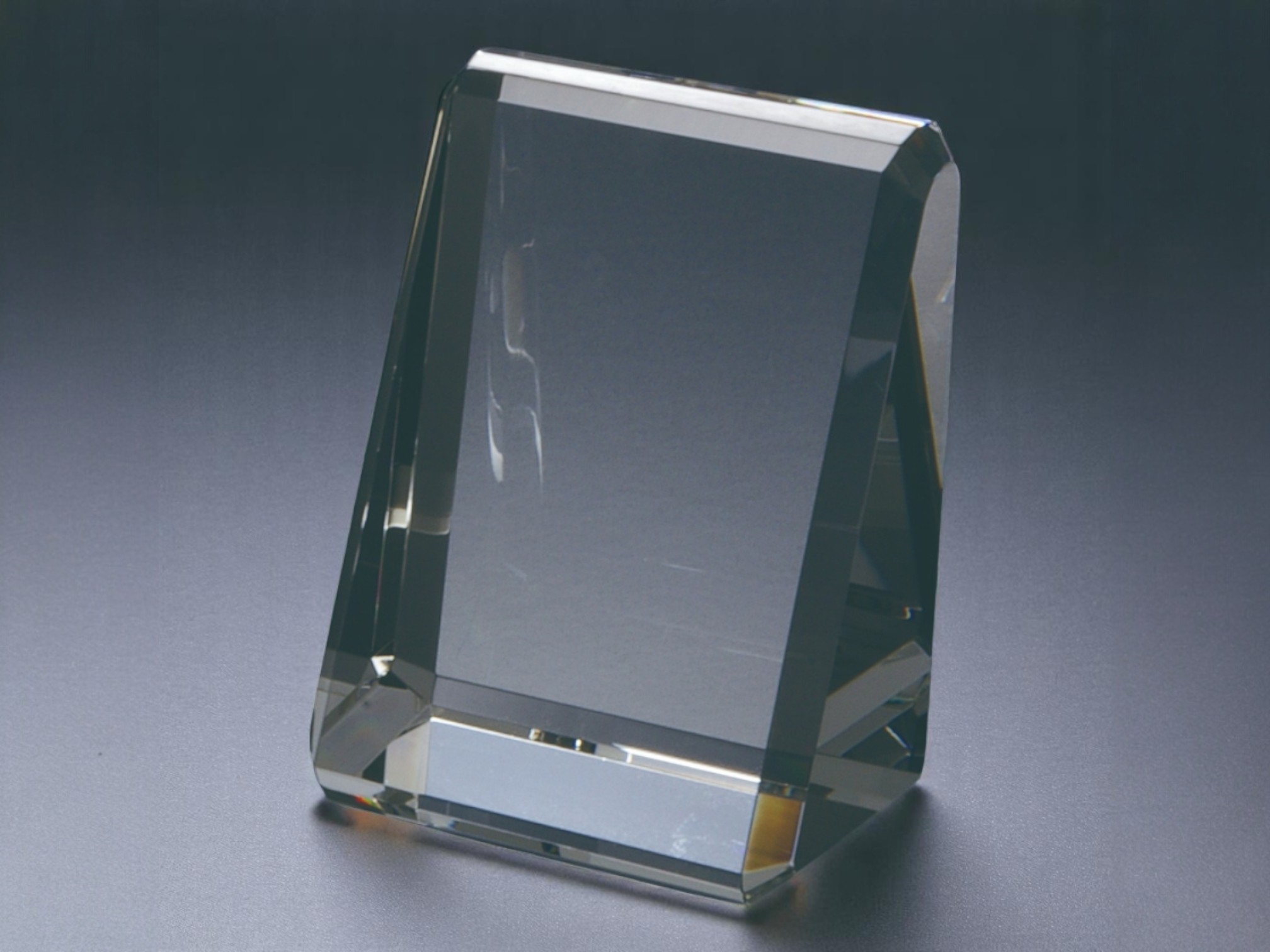 トライアングルペーパーウエイト