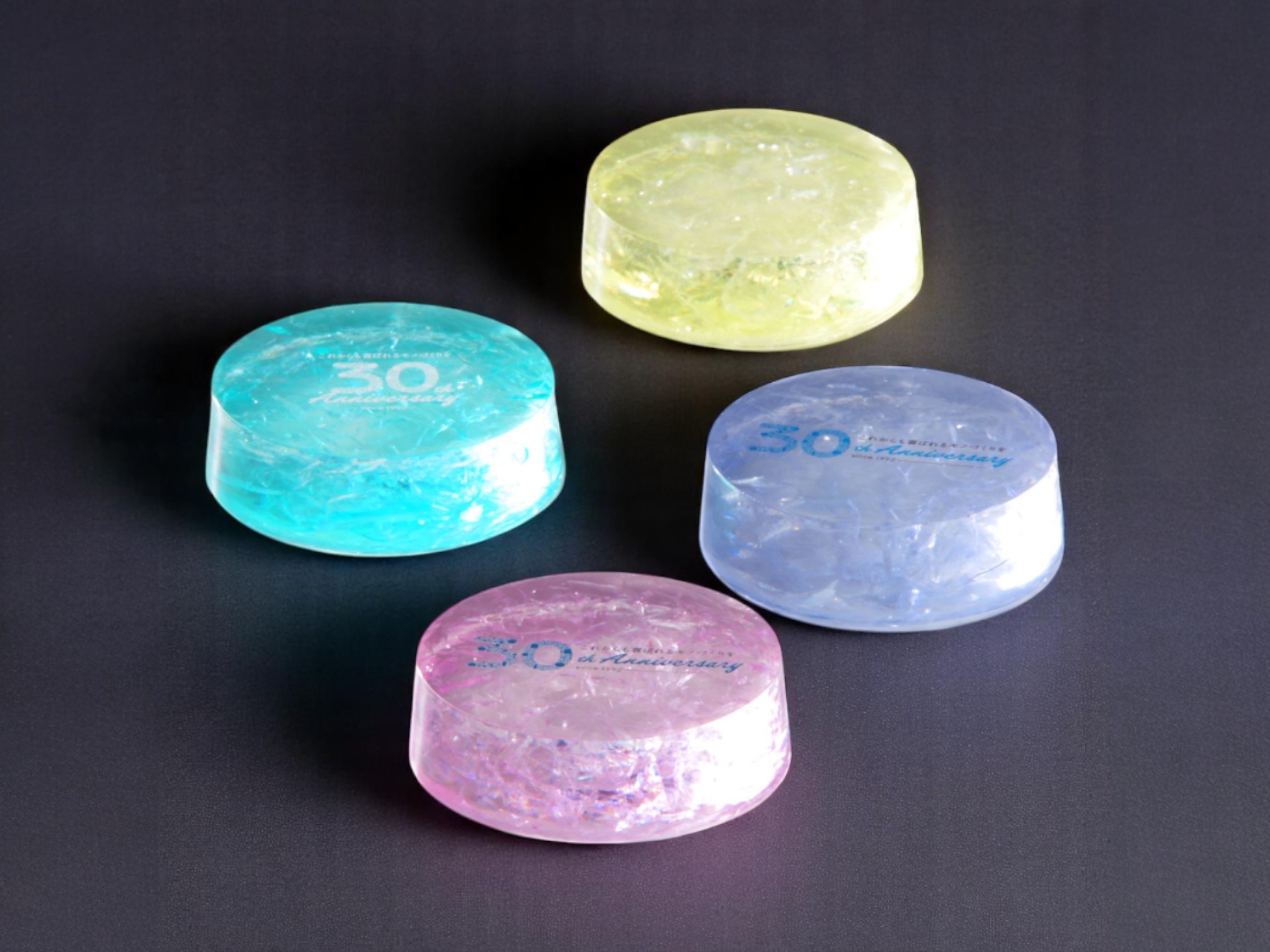 アップサイクルペーパーウェイト